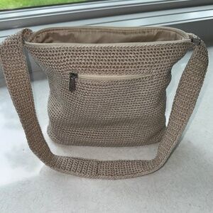 vintage . the SAK crochet knit purse (large)